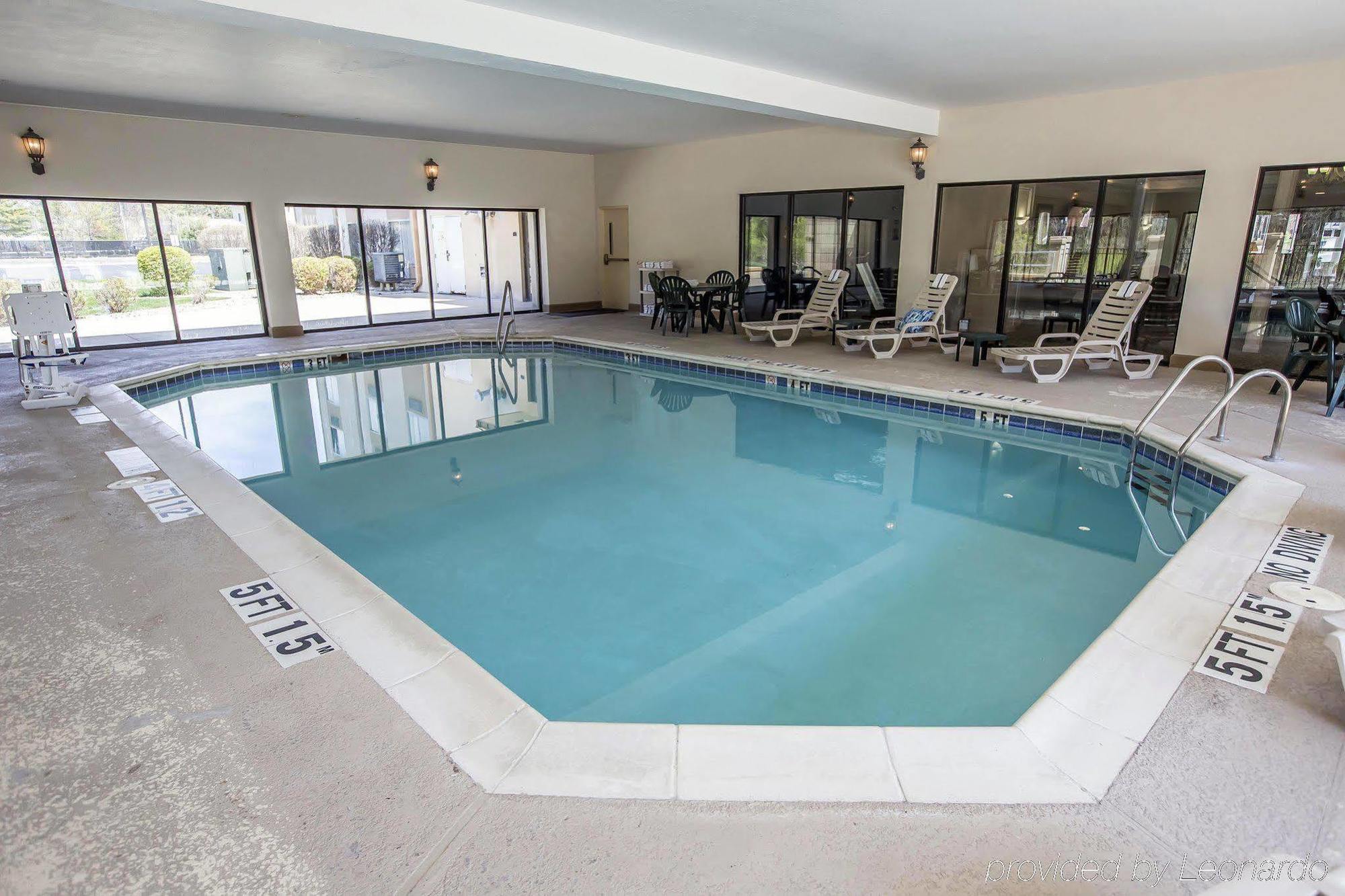 Comfort Suites University Area Notre Dame-ساوث بند المظهر الخارجي الصورة